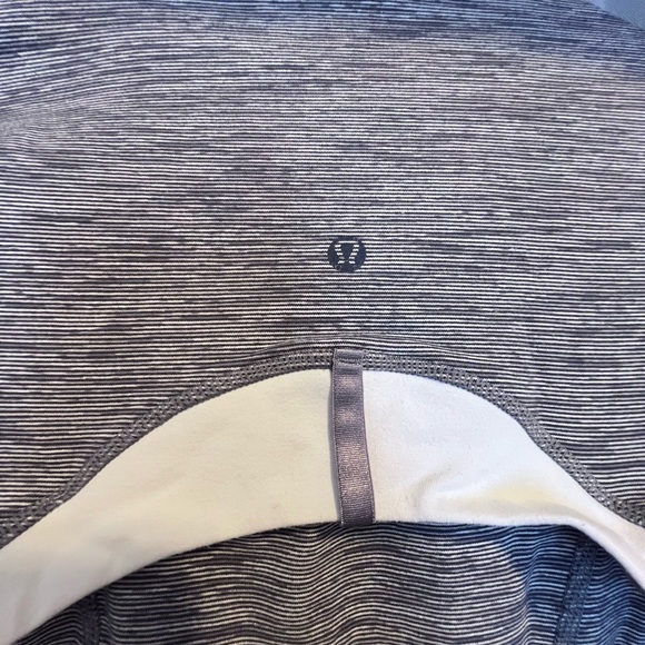 Align Jacket - Picture 4 of 4